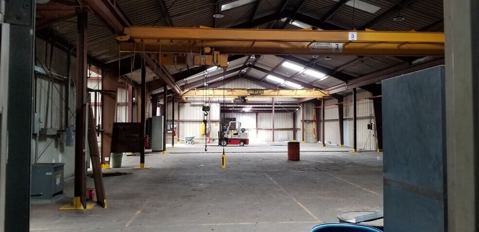 More Photos Of 1130 Destrehan Ave, Harvey Industrial For Sale