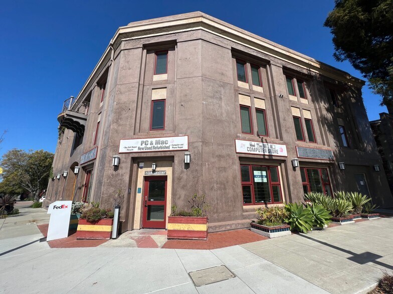 Primary Photo Of 2750 Adeline St, Berkeley Office Residential For Lease