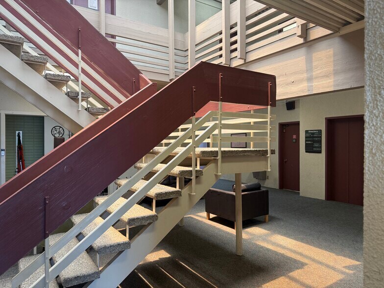 More Photos Of 924 Buena Vista St, Duarte Medical For Lease