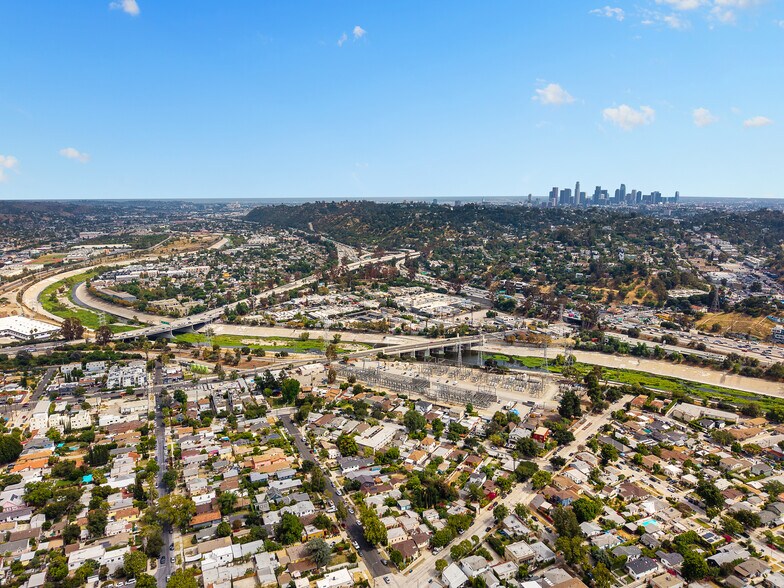 More Photos Of 3025 Glenhurst Ave, Los Angeles Apartments For Sale