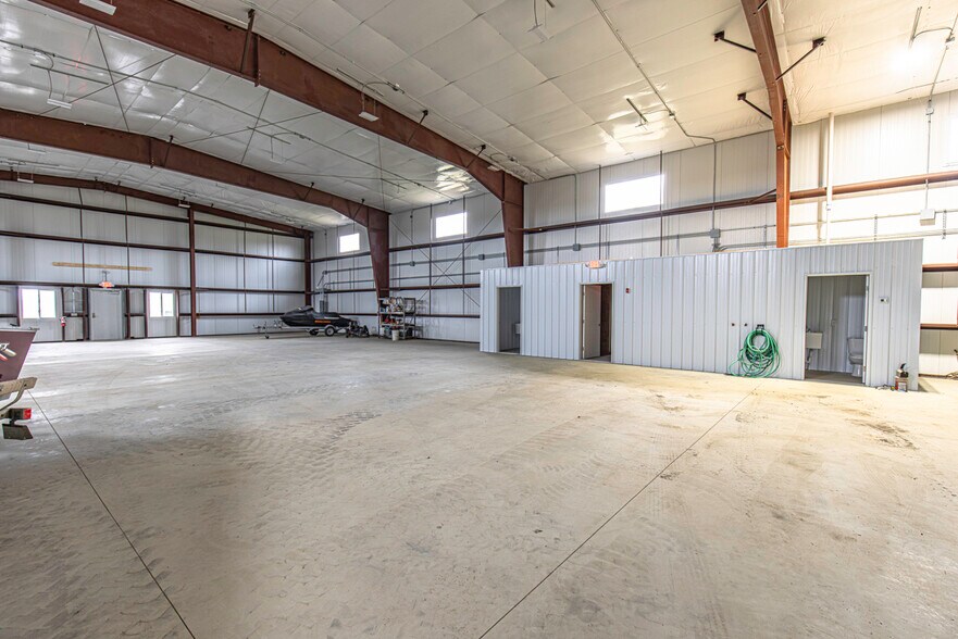 More Photos Of 18 Wing Dr, Argyle Twp Industrial For Lease