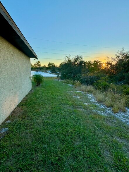 More Photos Of 1154 Macarthur St, Lake Placid Specialty For Sale