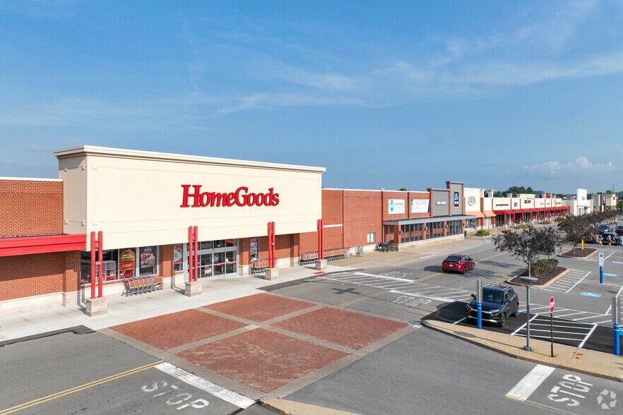 More Photos Of 20111-20125 Route 19, Cranberry Township General Retail For Sale