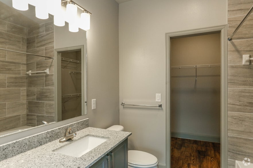 More Photos Of 14340 Wallisville Rd, Houston Apartments For Sale