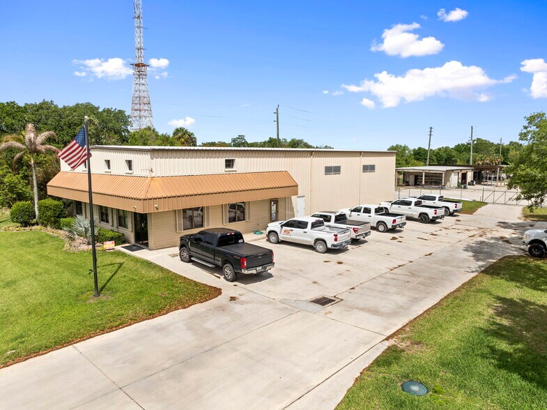 More Photos Of 16050 Orange Ave, Fort Pierce Warehouse For Sale