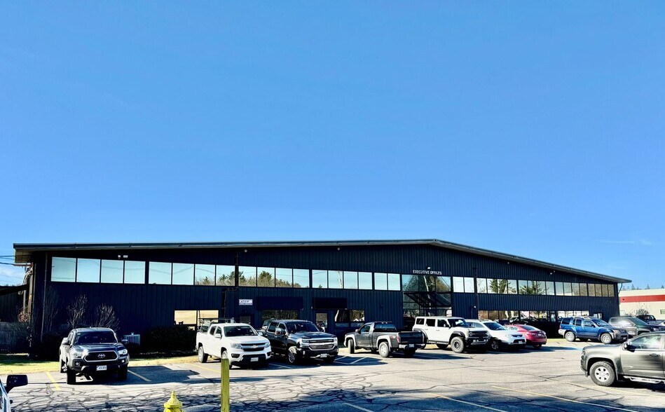 Primary Photo Of 865 Spring St, Westbrook Showroom For Sale