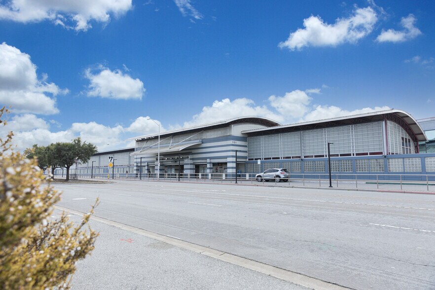 More Photos Of 271 El Camino Real, San Bruno Land For Sale