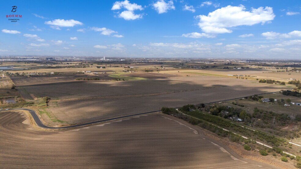 More Photos Of 1050 CR 406, Taylor Land For Sale