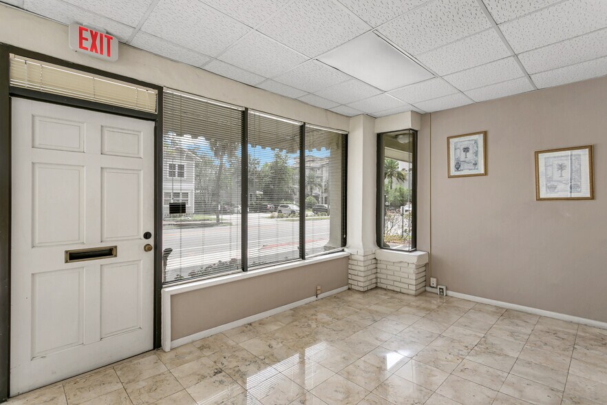 More Photos Of 307 S Boulevard, Tampa Office Residential For Lease
