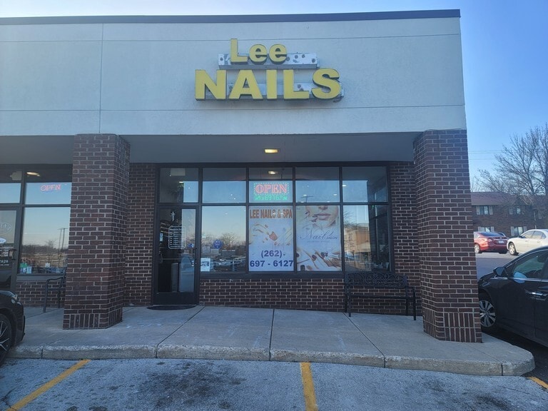 More Photos Of 5910-5960 75th St, Kenosha Unknown For Lease