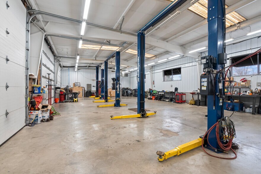 More Photos Of 1413-1415 Elkins Ave, Levittown Freestanding For Lease