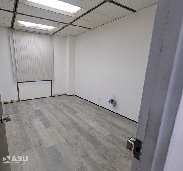 More Photos Of 3801 Standard St, Bakersfield Manufacturing For Lease