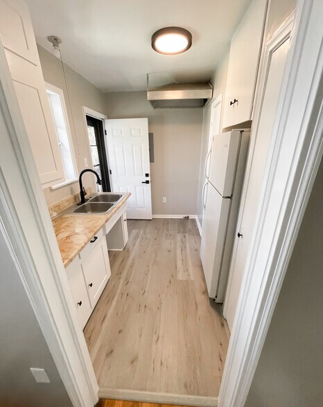 More Photos Of 1306 W Wall St, Midland Office For Lease