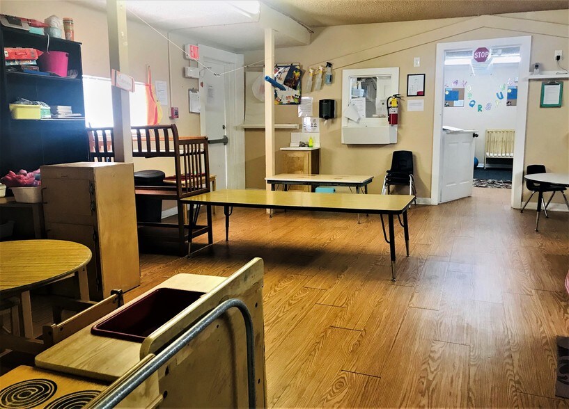 More Photos Of 7223 Green Oak Pl, San Antonio Daycare Center For Sale