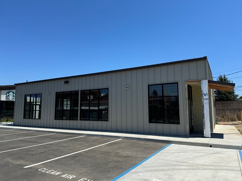 More Photos Of 1505 Commercial Way, Santa Cruz Restaurant For Sale