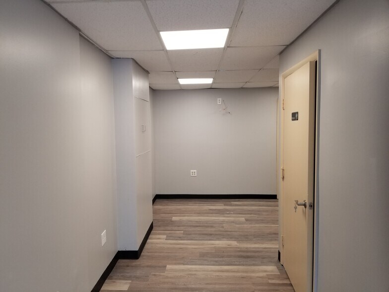 More Photos Of 9244 E Hampton Dr, Capitol Heights Unknown For Lease