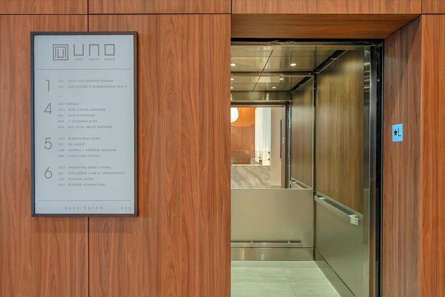 More Photos Of 119 Washington Ave, Miami Beach Office For Lease