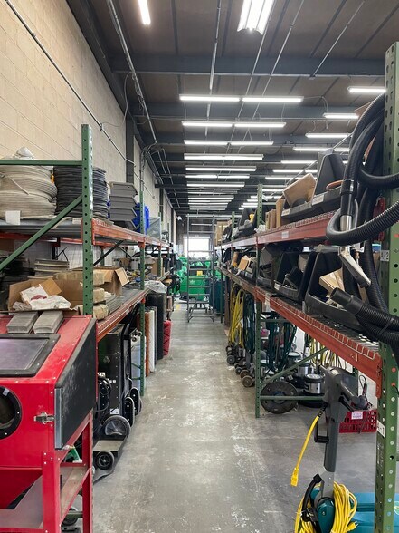 More Photos Of 1172-1176 Route 109, Lindenhurst Warehouse For Lease