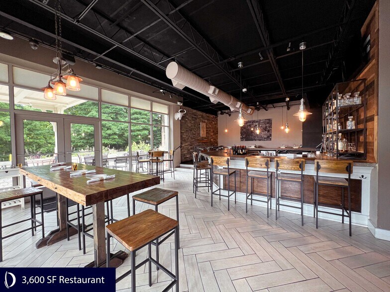 More Photos Of 921 White Plains Rd, Trumbull Storefront Retail Office For Lease