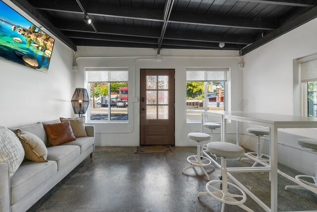 More Photos Of 1630 Aviation Blvd, Redondo Beach Loft Creative Space For Sale