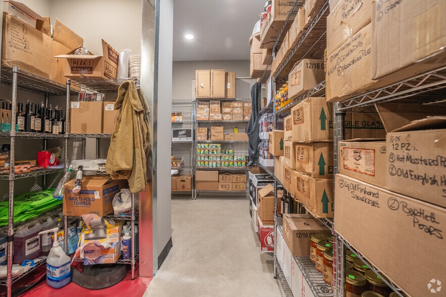 More Photos Of 54 Roosters Way, Jasper Restaurant For Sale