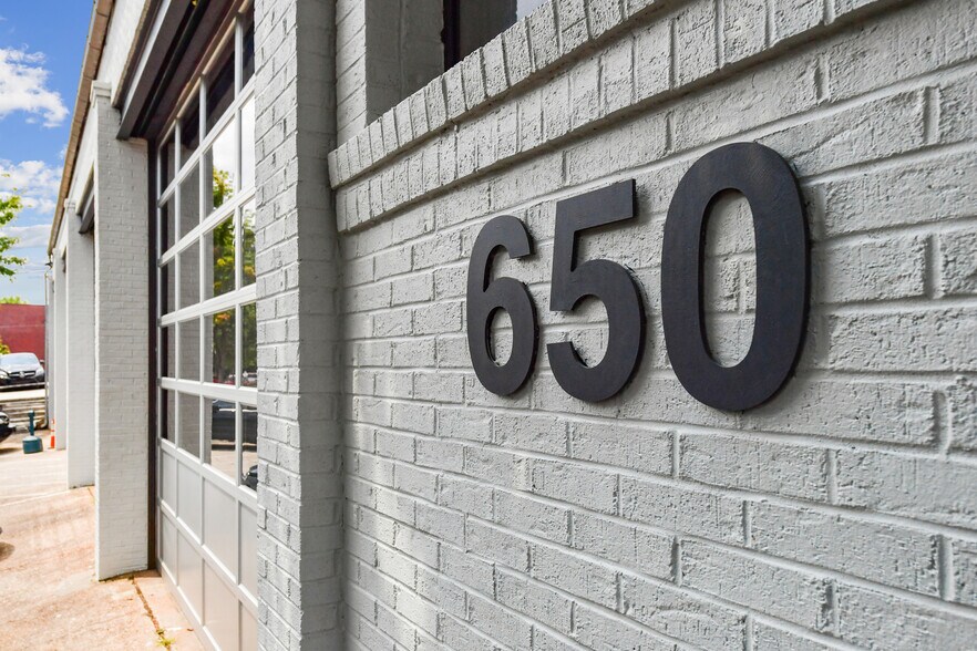 More Photos Of 650 Hamilton Ave SE, Atlanta Unknown For Lease