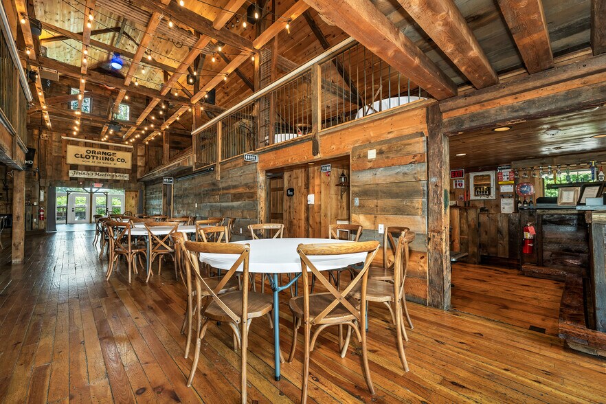 More Photos Of 521 Calef Hwy, Epping Specialty For Sale