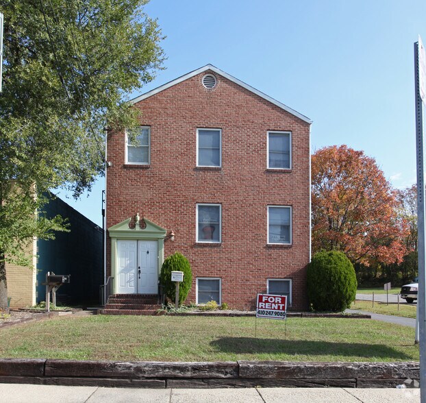 More Photos Of 5515 Selma Ave, Arbutus Office Residential For Sale