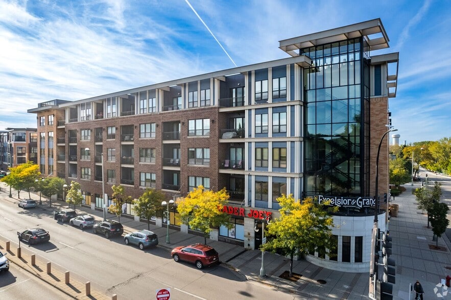 More Photos Of 3820 Grand Way, Saint Louis Park Apartments For Lease