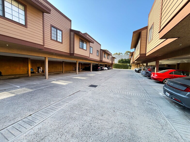More Photos Of 314 Lincoln Ave, Glendale Apartments For Sale