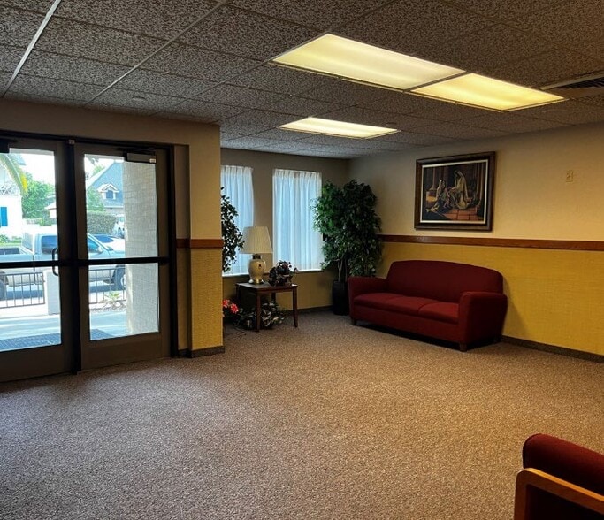 More Photos Of 1814 N Echo Ave, Fresno Religious Facility For Sale