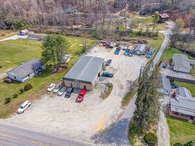 More Photos Of 535 Old Rosman hwy, Brevard Flex For Sale