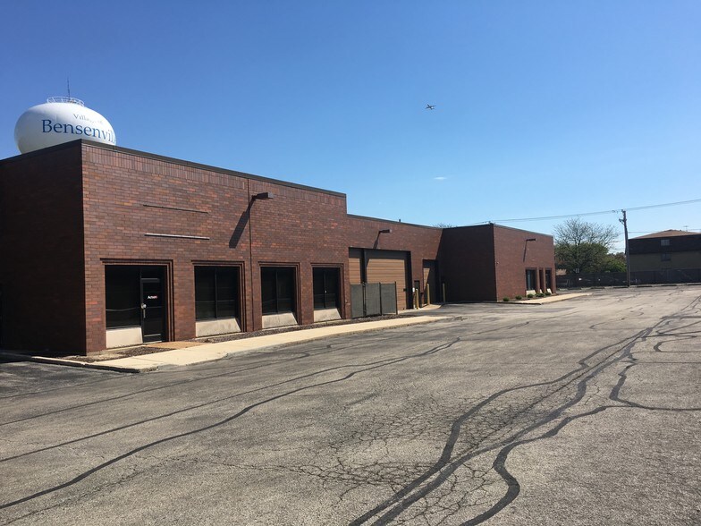 More Photos Of 1001 Entry Dr, Bensenville Warehouse For Lease