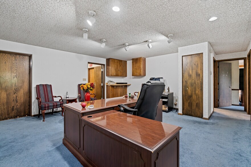 More Photos Of 600 McKnight Park Dr, Pittsburgh Office For Lease