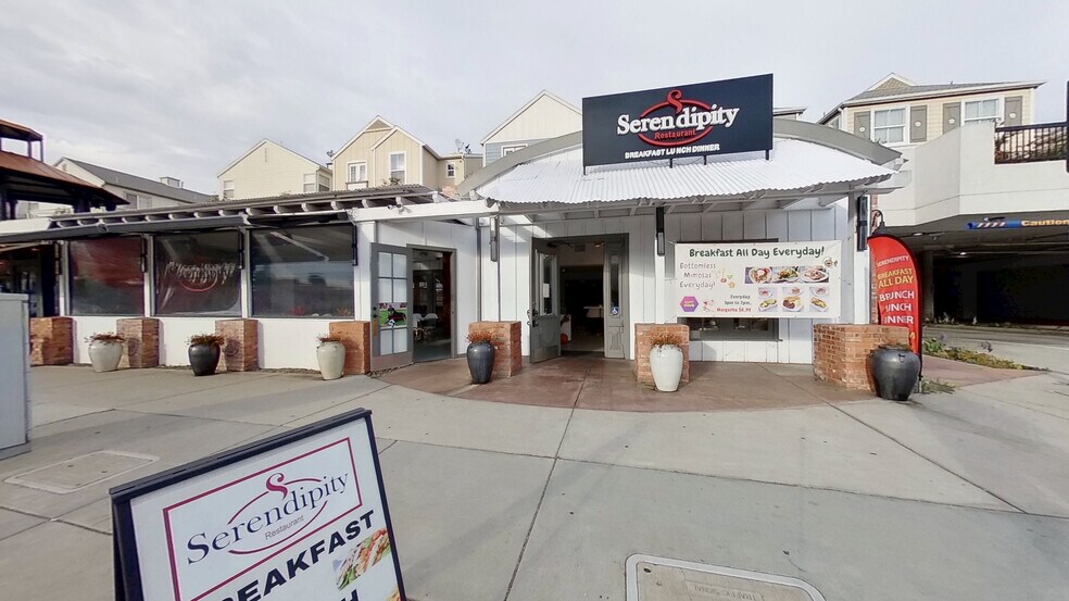 More Photos Of 1802-1820 S Pacific Coast Hwy, Redondo Beach Unknown For Lease