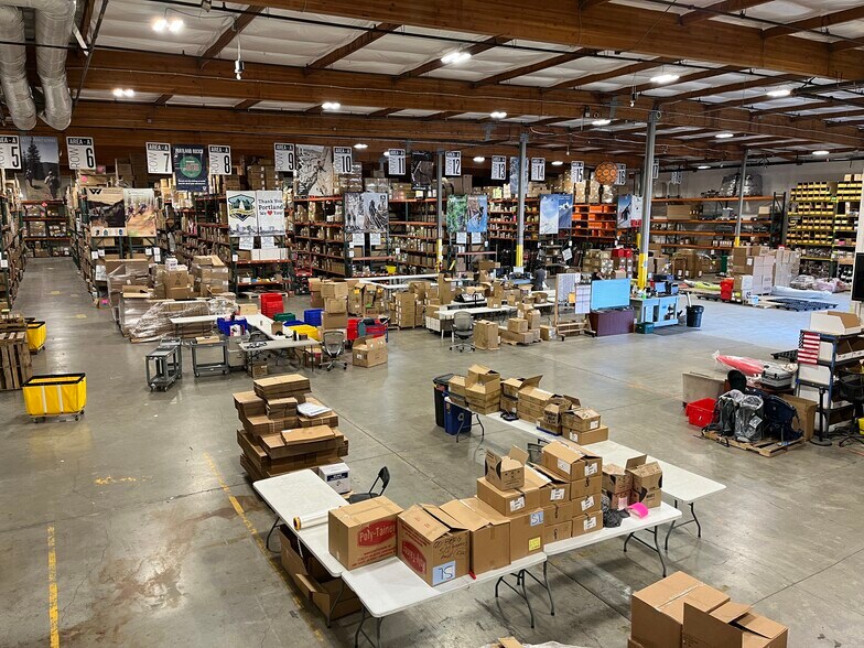 More Photos Of 18055 NE San Rafael St, Portland Industrial For Sale