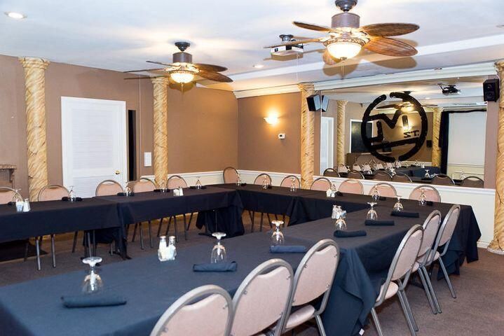 More Photos Of 1767 Market St, Redding Loft Creative Space For Lease