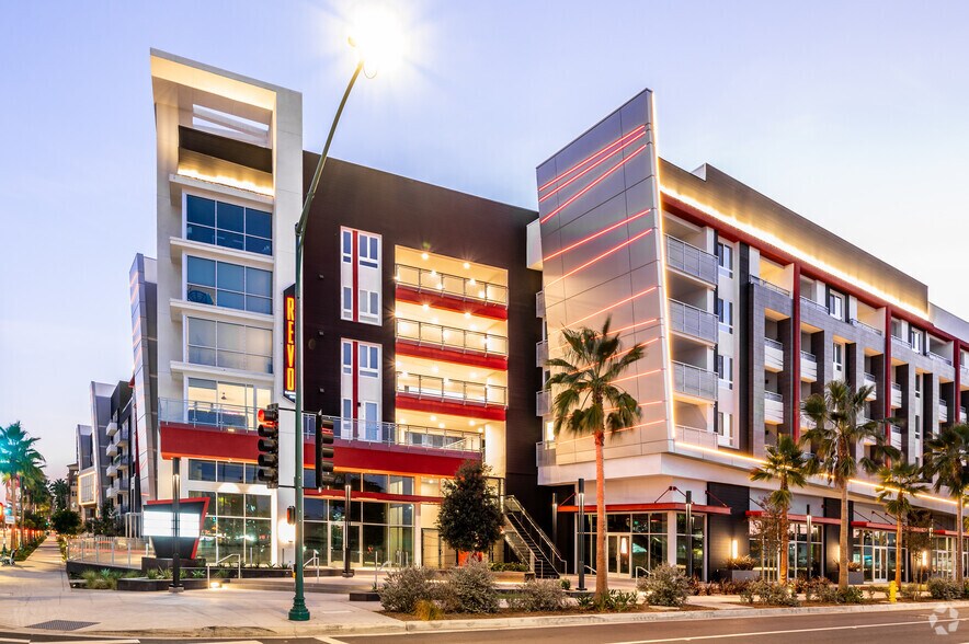 More Photos Of 1912 S Jacaranda St, Anaheim Apartments For Lease