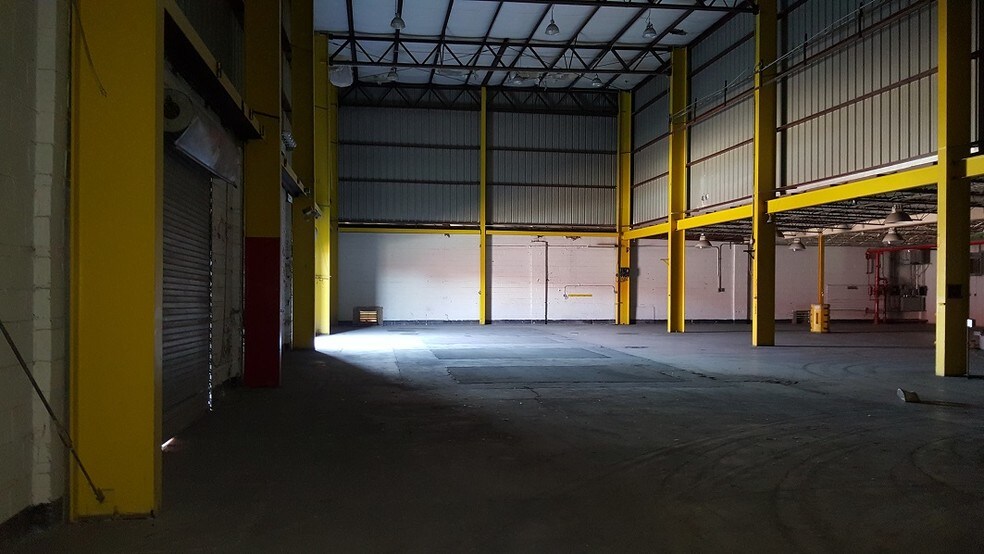 More Photos Of 603 Sunshine Rd, Kansas City Warehouse For Lease
