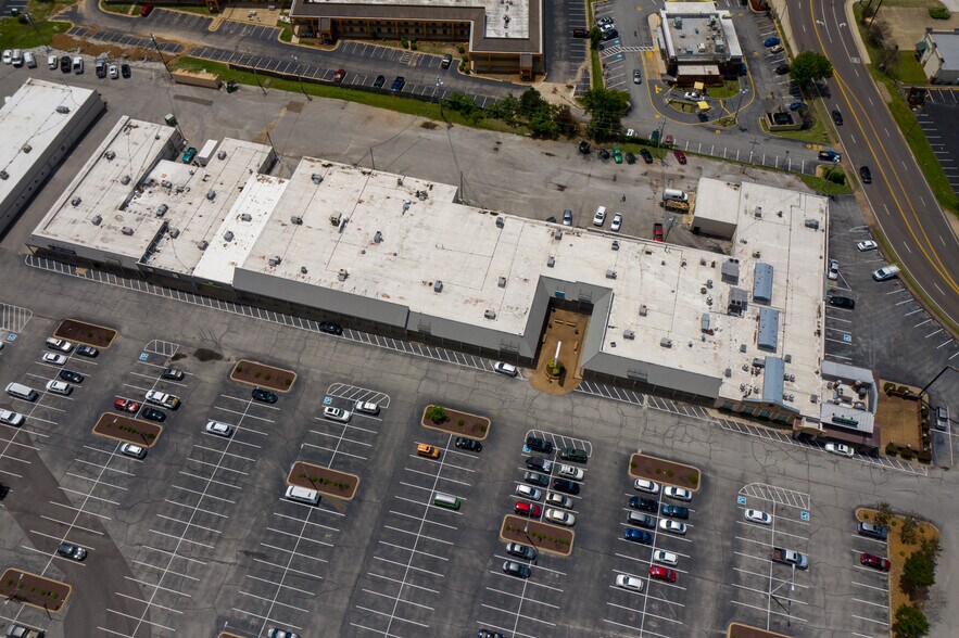 More Photos Of 581-621 Old Hickory Blvd, Jackson Unknown For Lease