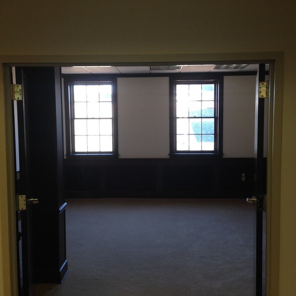 More Photos Of 101 W Main St, Moorestown Bank For Lease
