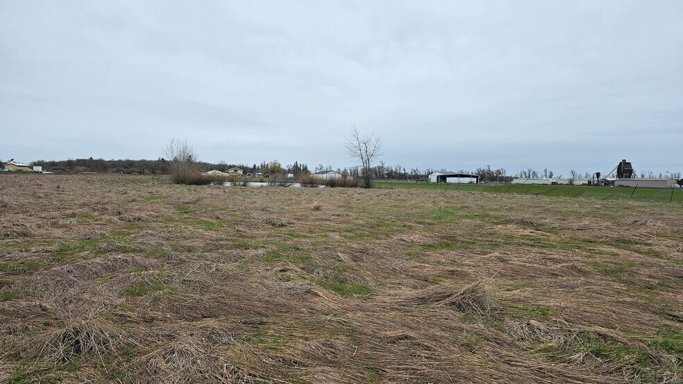 More Photos Of North Coburg Rd @ Diamond Hill Road, Harrisburg Land For Sale