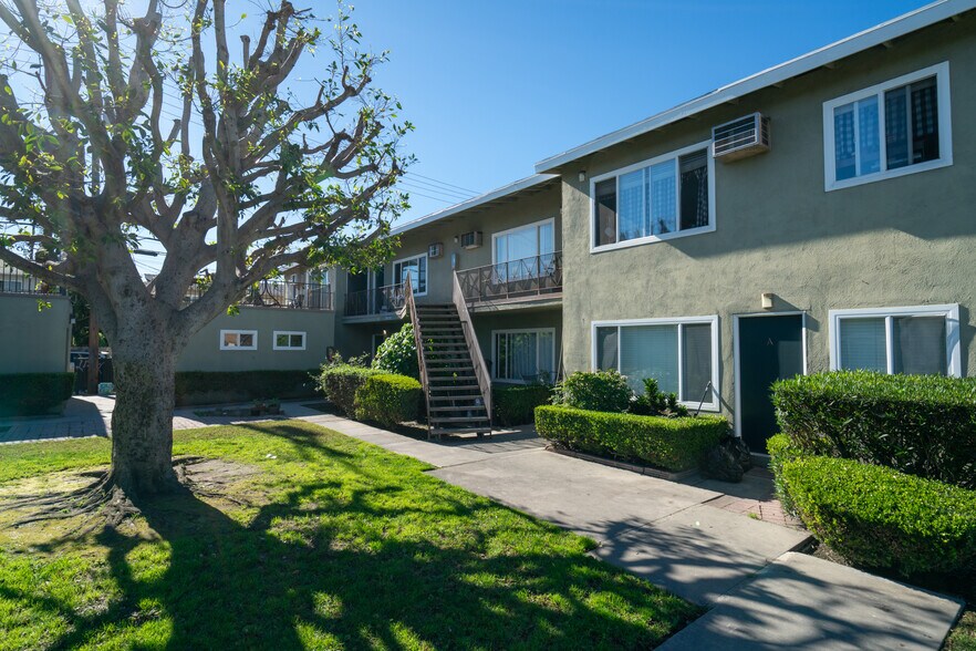More Photos Of 1774-1780 W Juno Ave, Anaheim Apartments For Sale