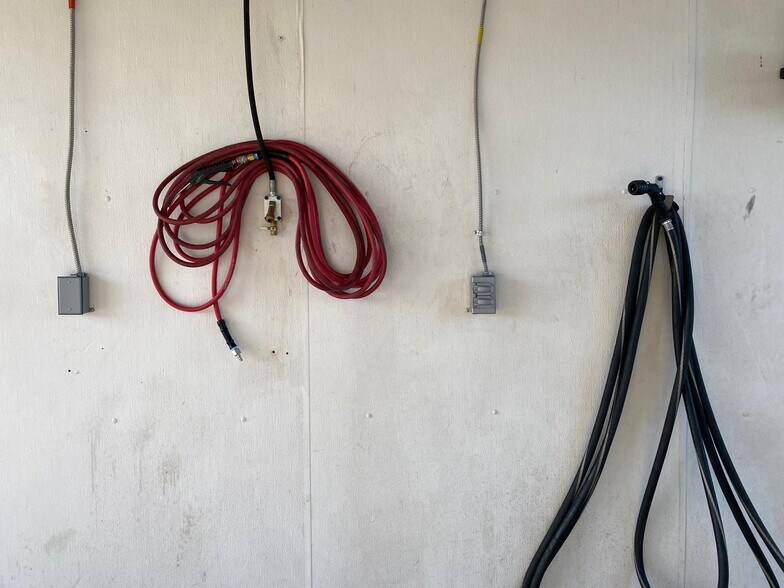 More Photos Of 10150 E 11th St, Tulsa Carwash For Sale