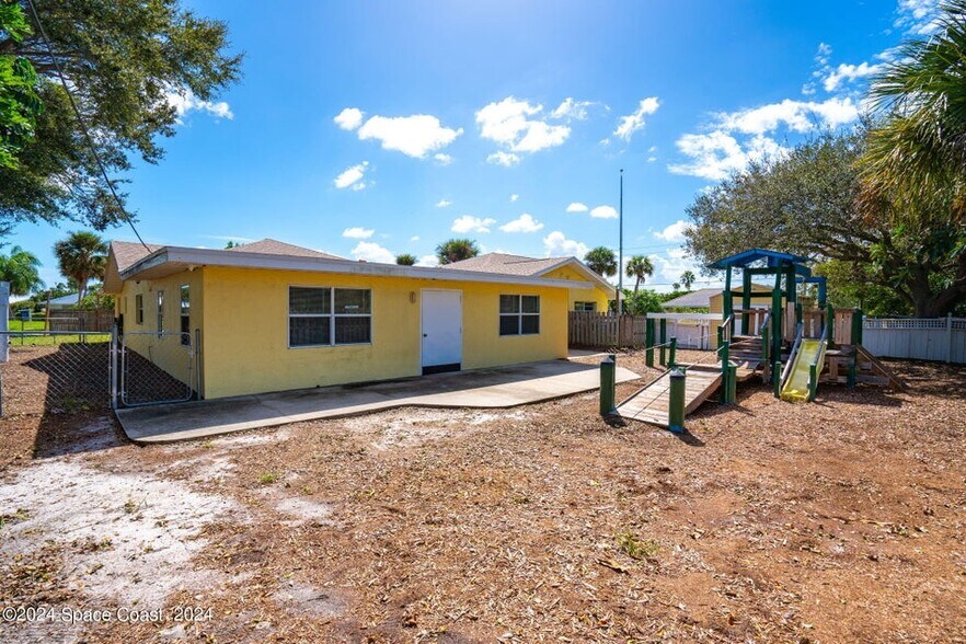 More Photos Of 308 Orange St, Melbourne Beach Daycare Center For Sale