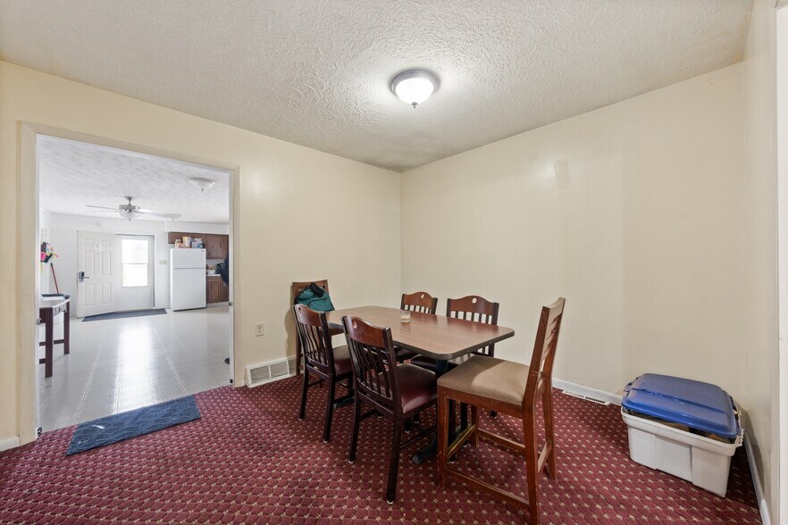 More Photos Of 1530 Cleveland Rd, Sandusky Hotel For Sale