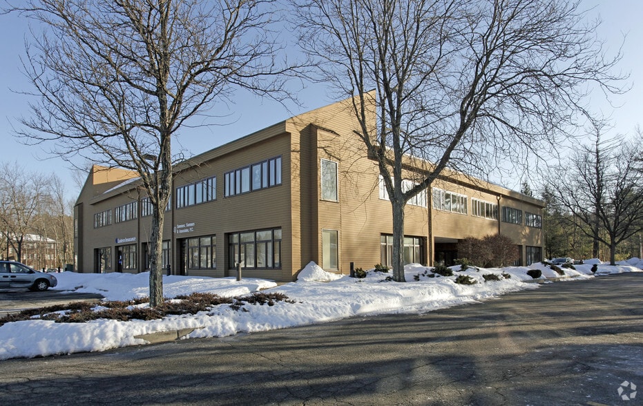 More Photos Of 179 Great Rd, Acton Medical For Lease