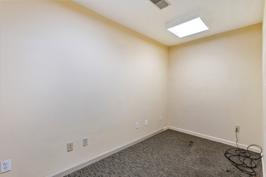More Photos Of 1301 Grandview Ave, Pittsburgh Office For Sale