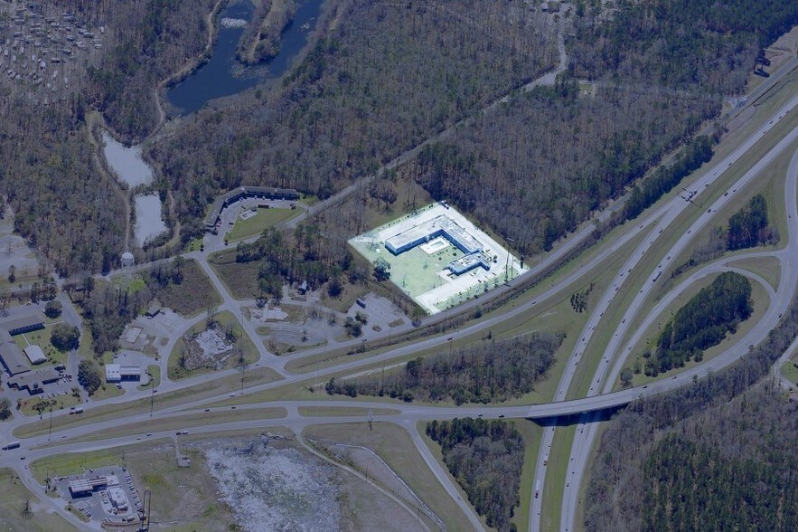 More Photos Of 3196 Point South Dr, Yemassee Hotel For Sale