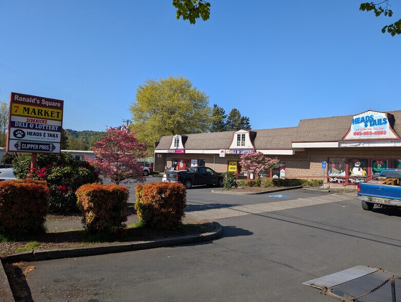 More Photos Of 1461-1493 SE Hogan Rd, Gresham General Retail For Lease
